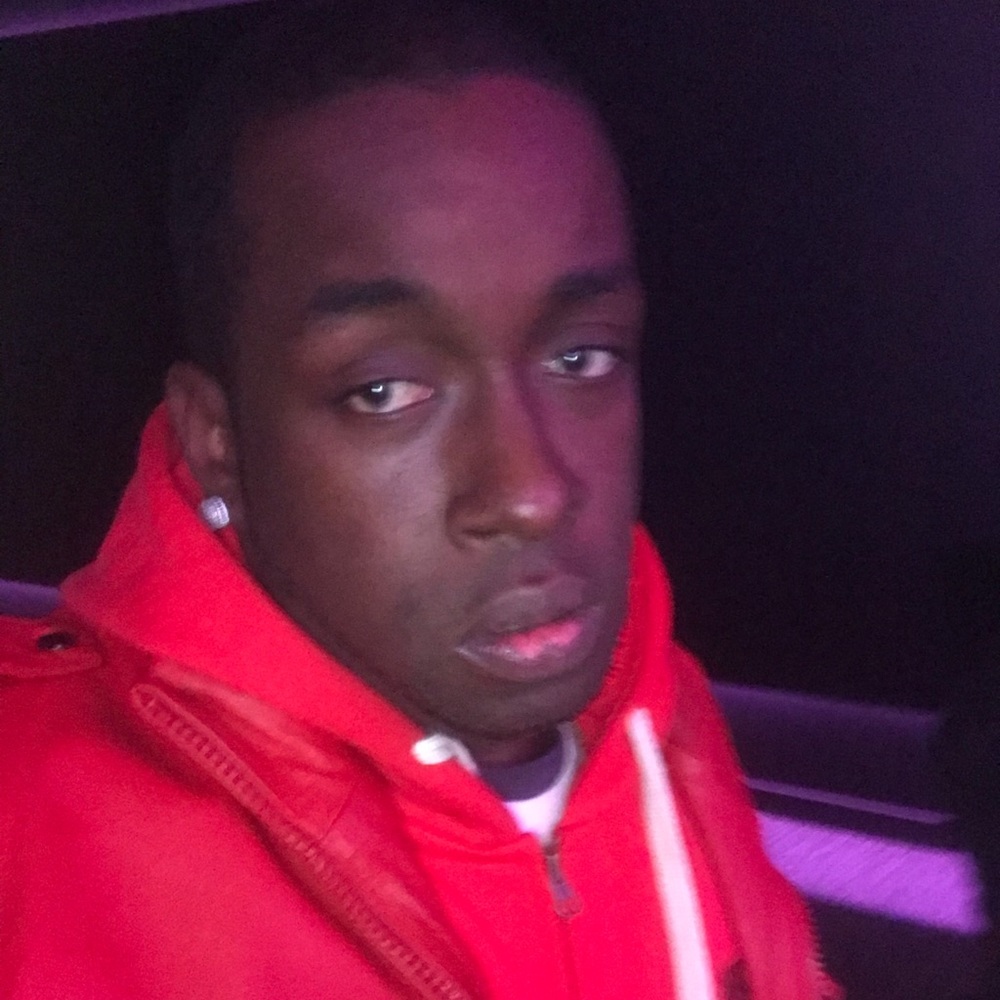 Meet your Posher, Winfred